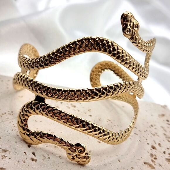 New ZARA Gold Sepentine upper Arm Bracelet - Picture 7 of 9